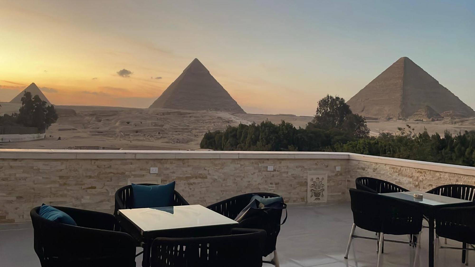 Great Scarab Pyramids View Otel Kafret el-Gabal Dış mekan fotoğraf