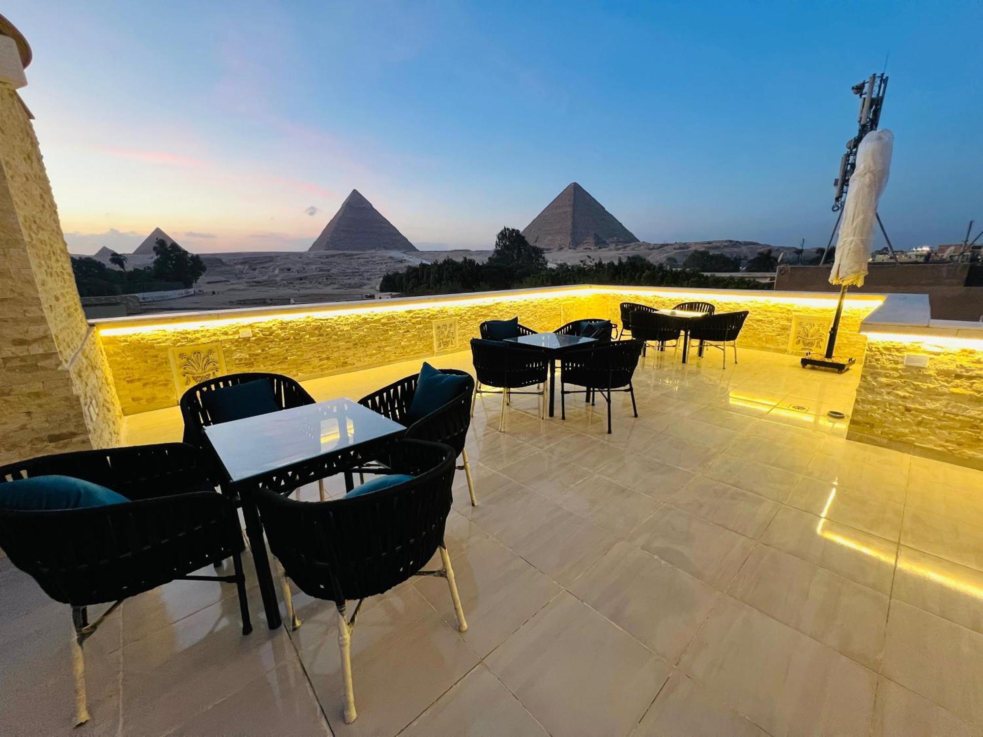 Great Scarab Pyramids View Otel Kafret el-Gabal Dış mekan fotoğraf